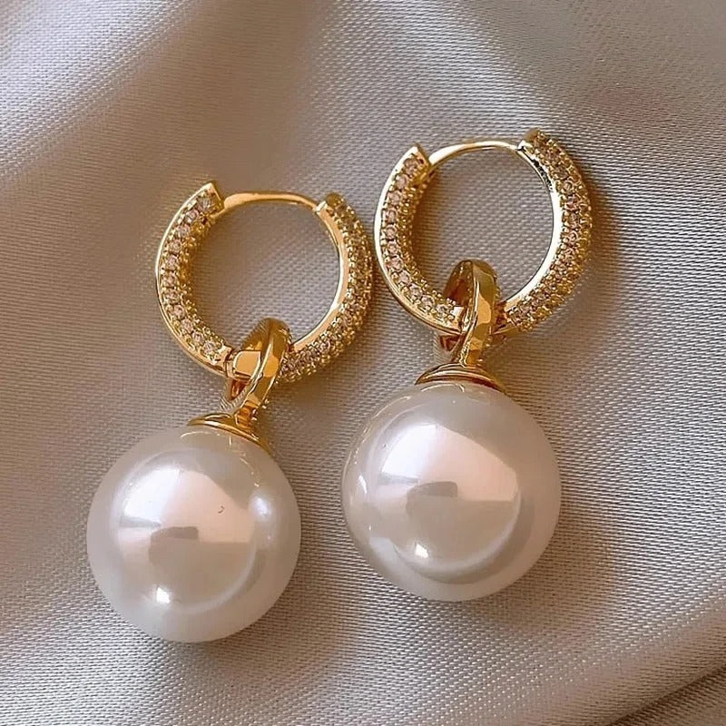 Pendientes Elegantes de Perlas
